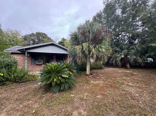 248 N Davis Ln, Defuniak Springs, FL 32433