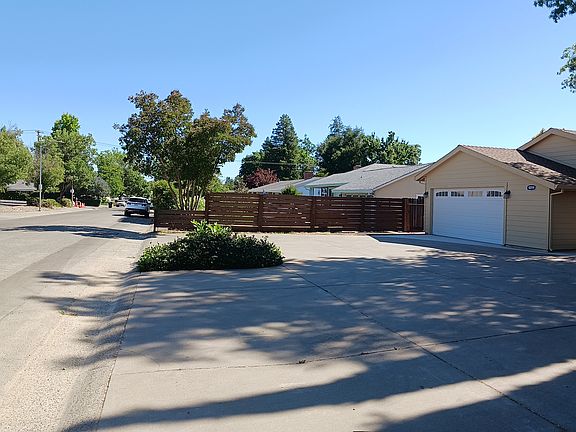 2nd image of 4099 Las Pasas Way