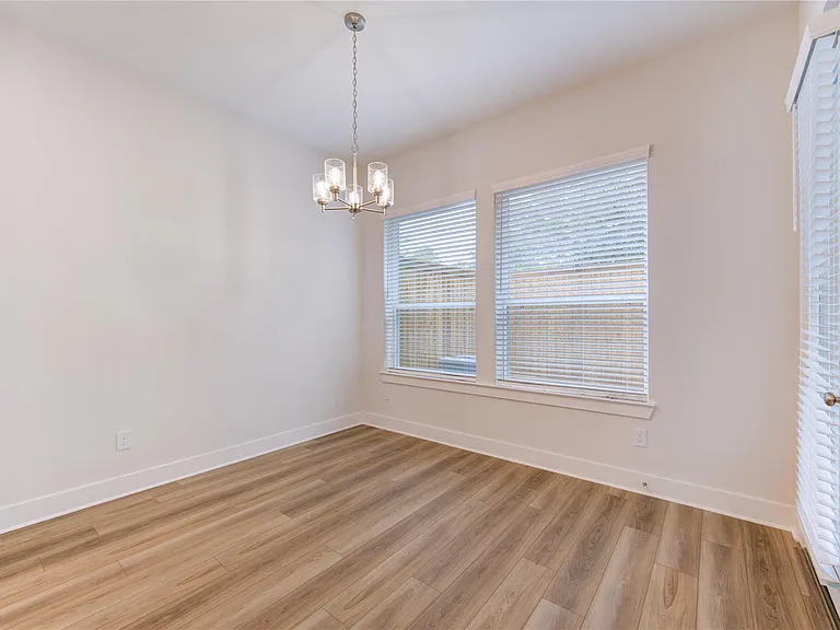 16032 Mason Run Dr — Photo 11