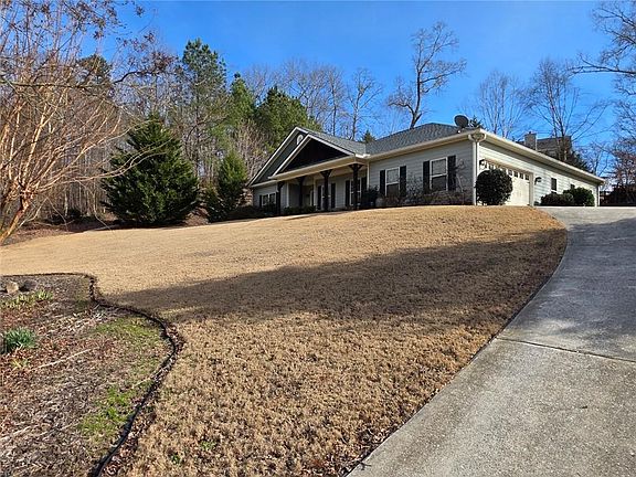 3rd image of 9530 Lee Cir