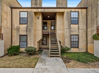 1735 Crest Grove Dr, Arlington, TX 76012