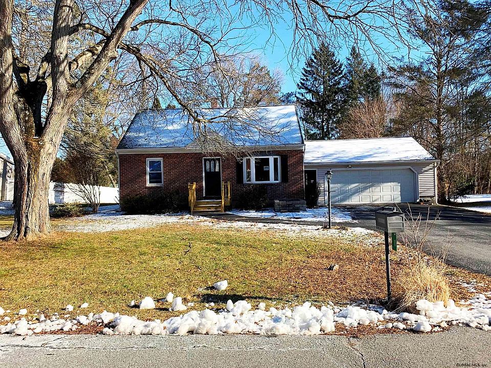 1st image of 31 Buell Ave