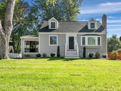 102 Pilgrim Rd, Concord, MA, 01742