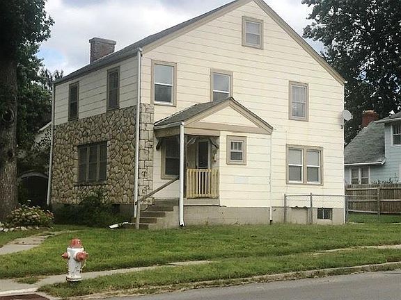 2nd image of 207 S Noyes Blvd