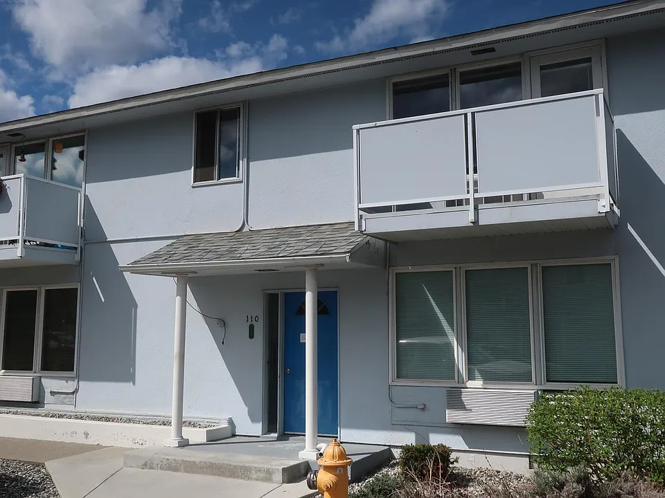 110 Lavender Ct #9