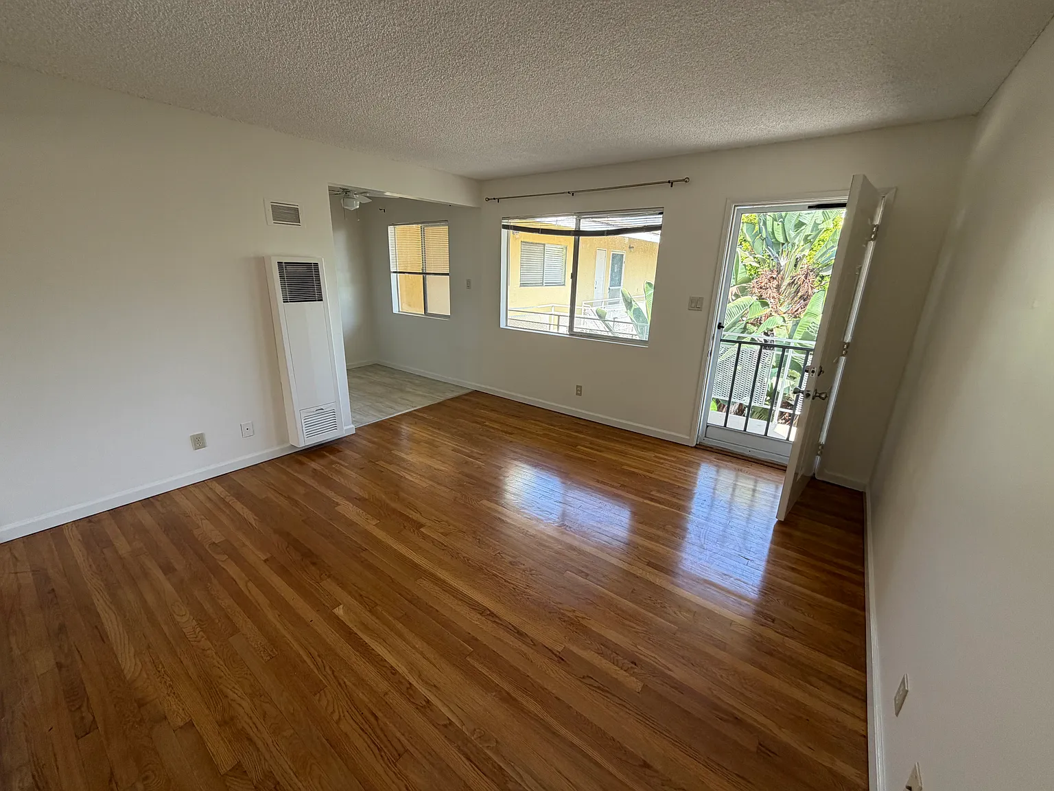 1 bed, 550 sqft, $2,000 — Photo 1