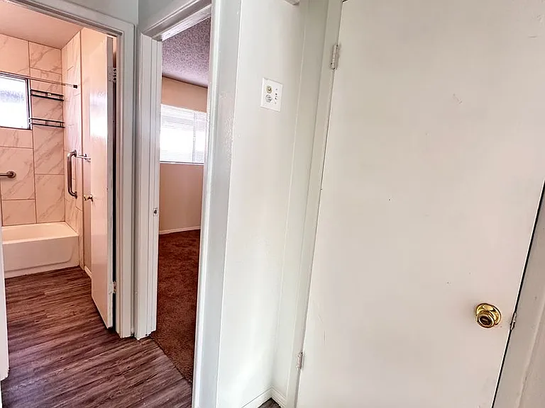 3211 Morris Street NE — Photo 11