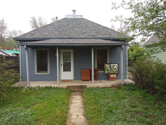 2nd image of 535 Moffat St