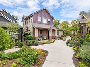 3843 N Woody Ln, Boise, ID 83703