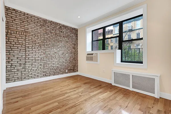 Rented by Cooper & Cooper Real Estate | media 16