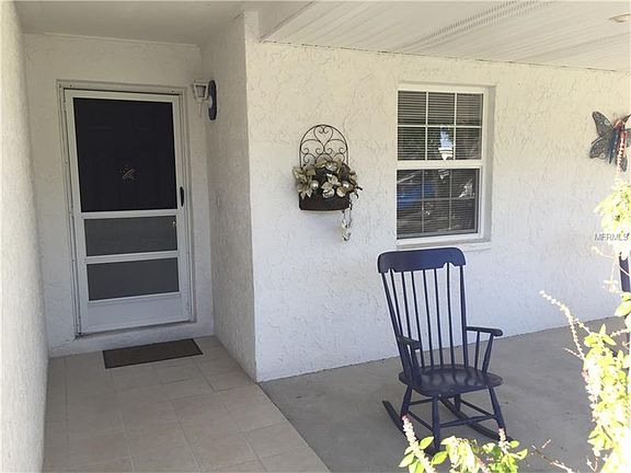 2nd image of 2256 Cinnamon Way N