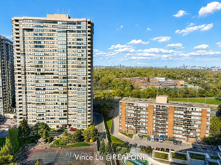 25 Cordova Ave #1401 — Photo 12