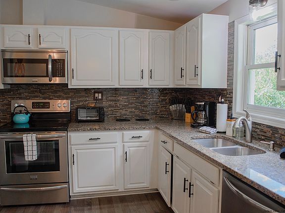 4th image of 23 Callinan Lane