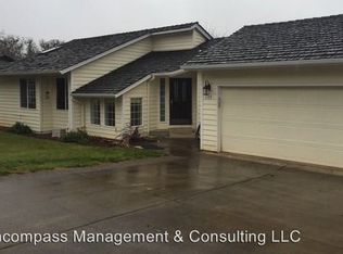 945 Sunmist Ct SE, Salem, OR 97306