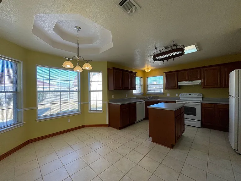 5001 Addie Dr — Photo 3