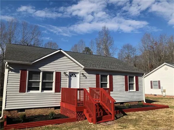 314 Pine Ave, Cherryville, NC 28021