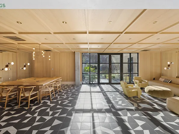 308 North 7th Street image 10 of 12