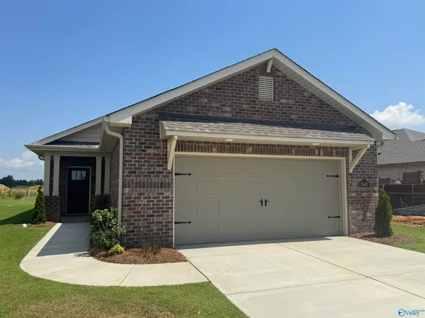 1040 Maplehurst St, Decatur, AL 35603