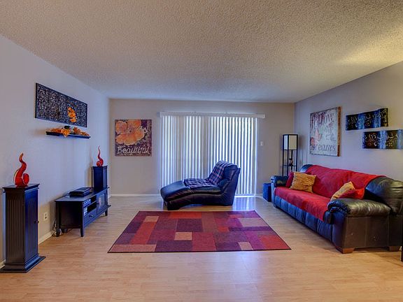 3rd image of 1819 Babcock Rd APT 311