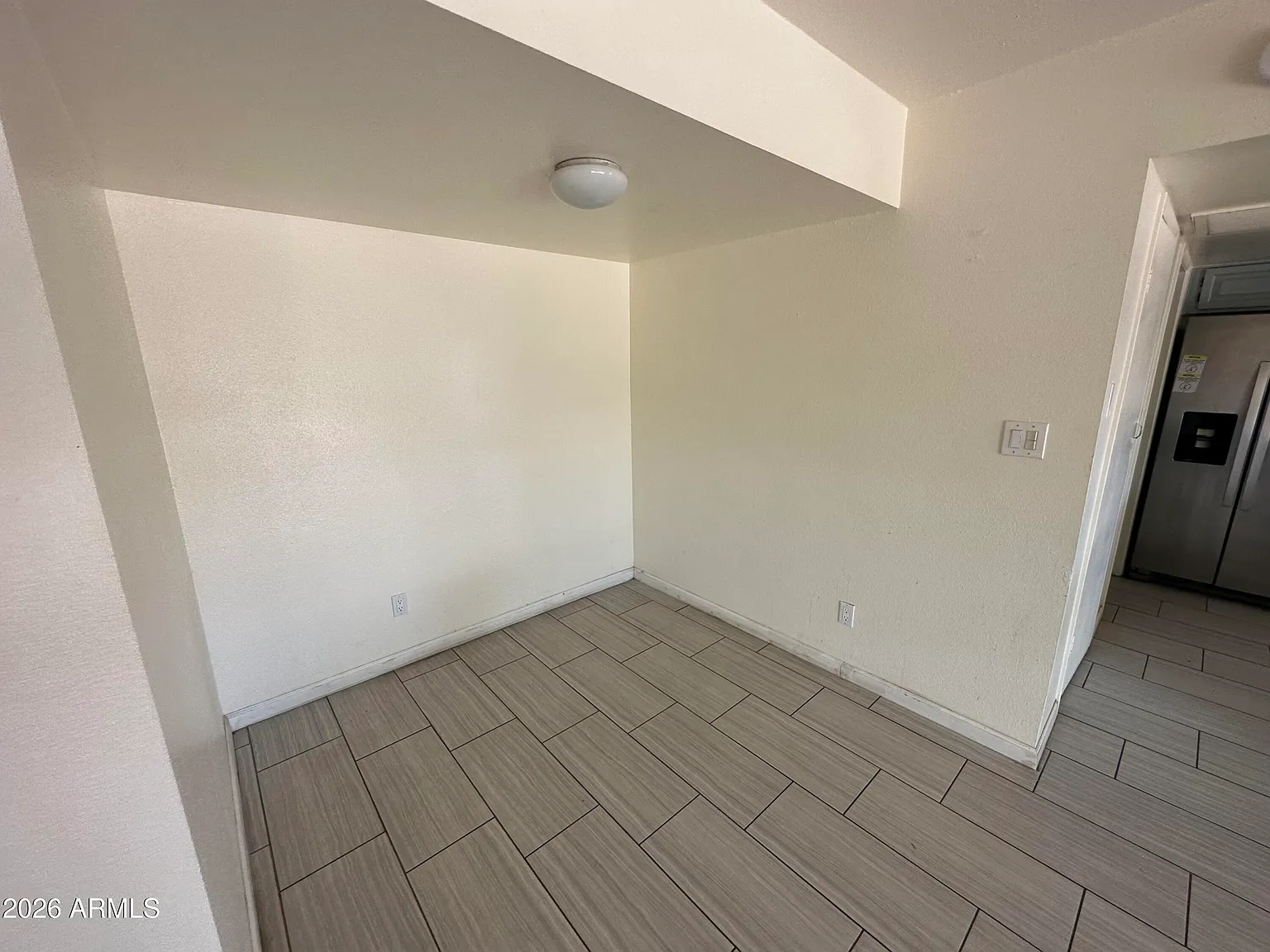 4 bed, 2.0 bath, 1999 sqft, $2,100 — Photo 4