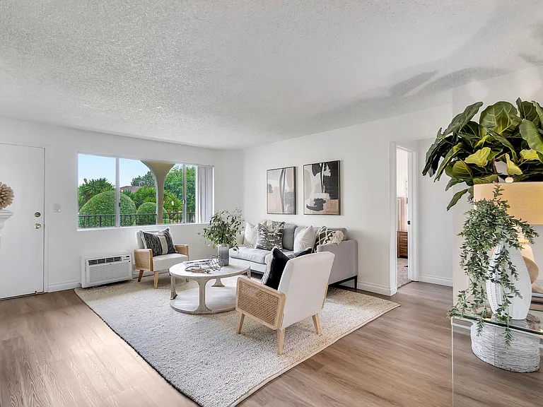 Villa Del Sol Anaheim — Photo 117