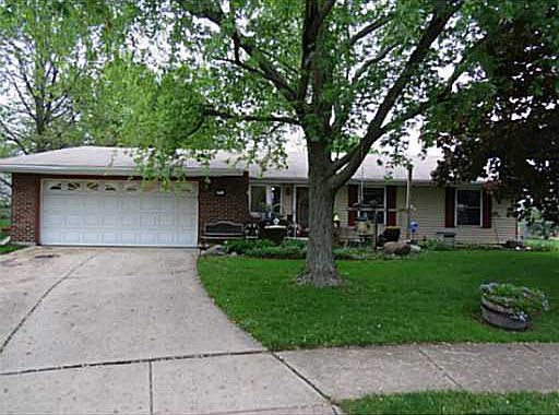 2nd image of 16 Osage Ct