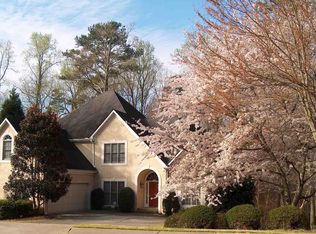 12195 Wildwood Springs Dr, Roswell, GA 30075