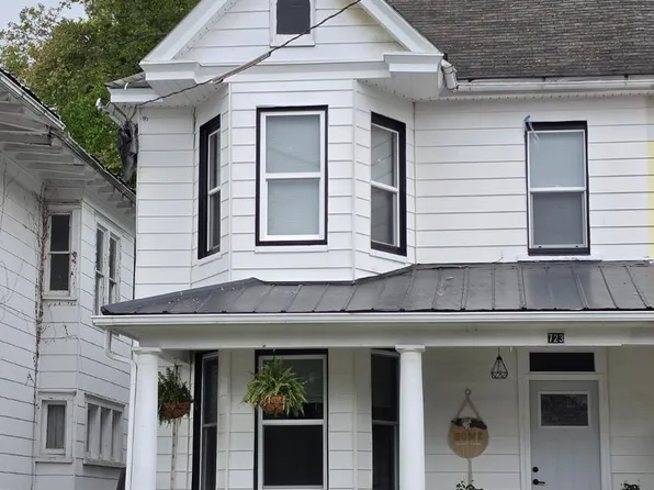 723 W King St, Martinsburg, WV 25401