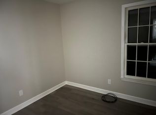8910 Brown Oak Ct, Charlotte, NC 28227
