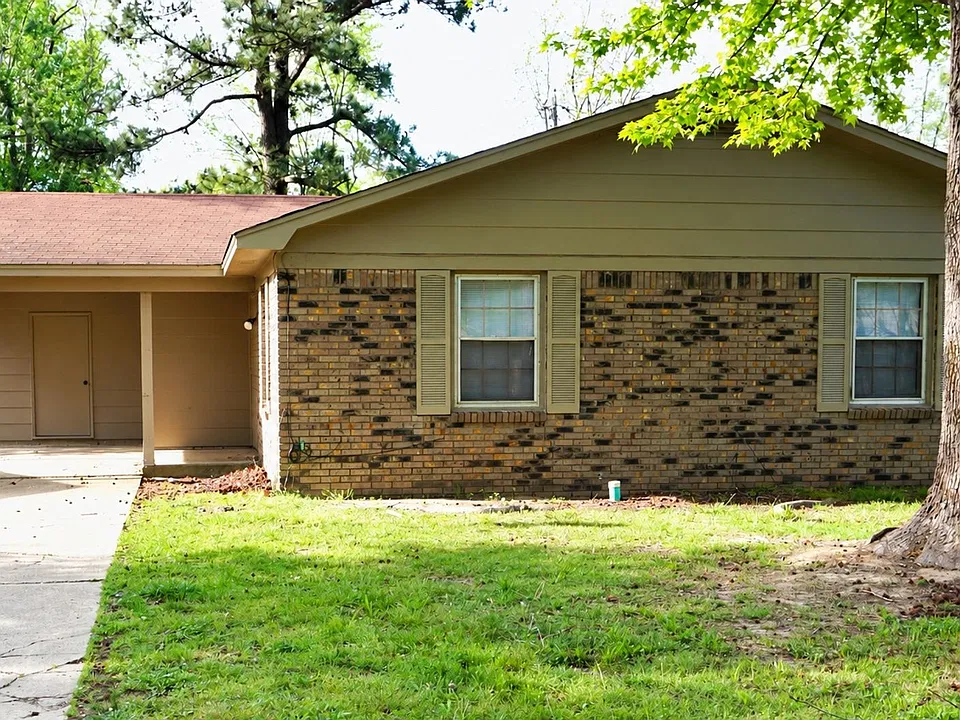 3309 Dayton Ave