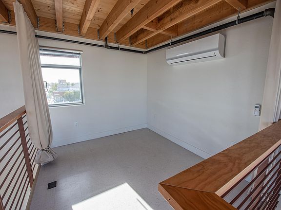 3rd image of 3593 Adams Ave #10