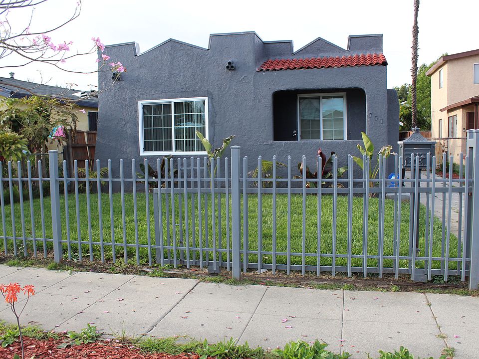 Great curb-appeal!