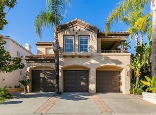 17 Santa Maria, Foothill Ranch, CA 92610
