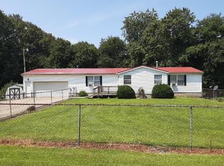 45265 Minerton Rd, Vinton, OH 45686