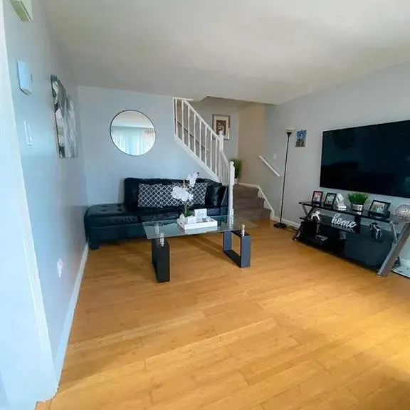52 Nancy St #5 — Photo 16