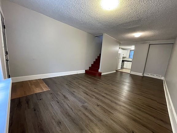 3rd image of 2523 S Fairhill St