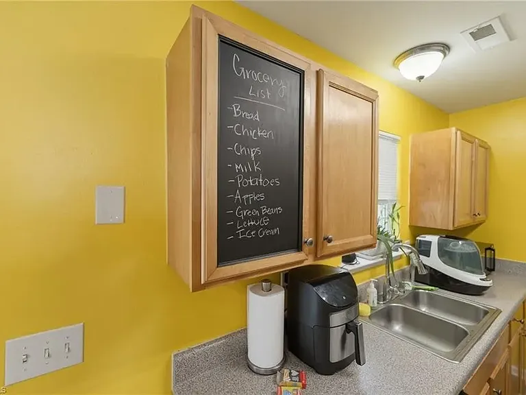 11 Franklinwood Dr — Photo 11