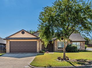 4100 Staghorn Cir N, Fort Worth, TX 76137