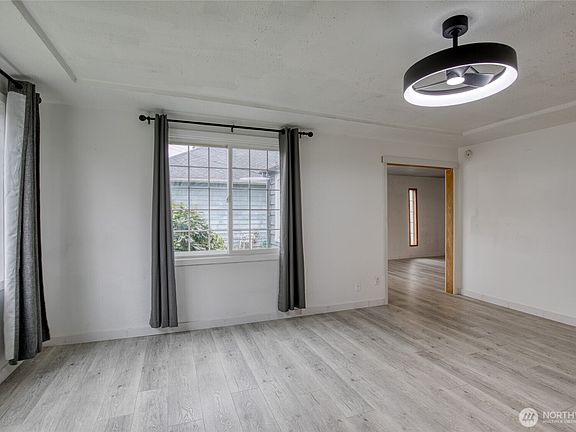 4th image of 1509 Cherry Street