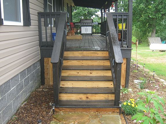 Front Steps w/Stone Walk