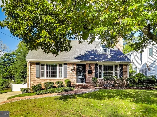 12 Hutton St, Gaithersburg, MD 20877