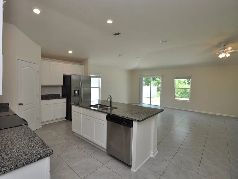 80 Oakleaf Way — Photo 12