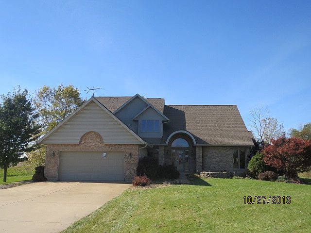 1st image of 600 N County Road 700 W