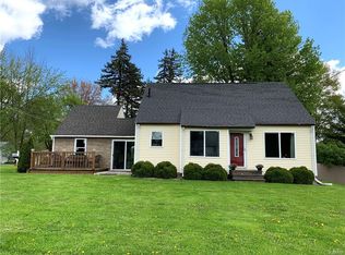 306 Fremont Rd, East Syracuse, NY 13057