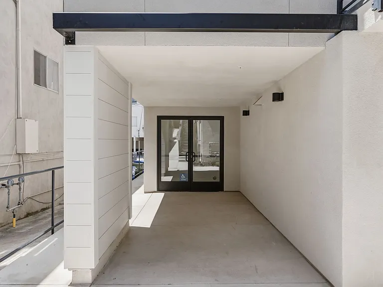 4364 Alabama St #303 — Photo 2