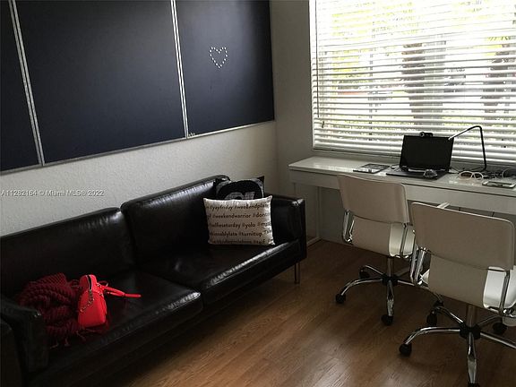 5th image of 1804 Aspen Ln #0