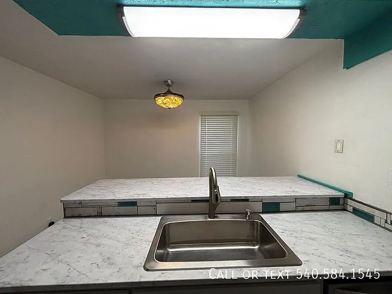 6421 Orchard View Ln — Photo 16