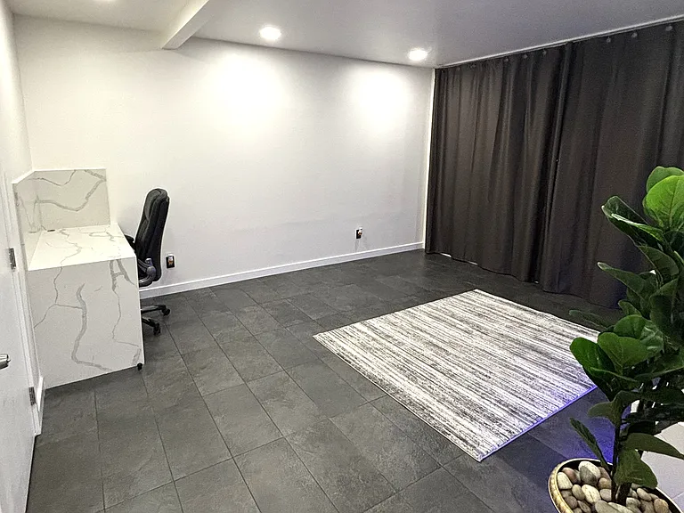 2300 Fruitvale Ave #A — Photo 3
