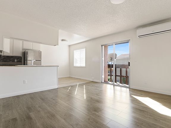 3rd image of 1026 N Bonnie Brae St APT 7