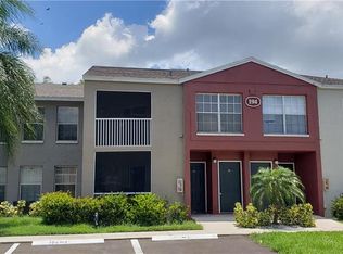 194 Santa Clara Dr APT 3, Naples, FL 34104